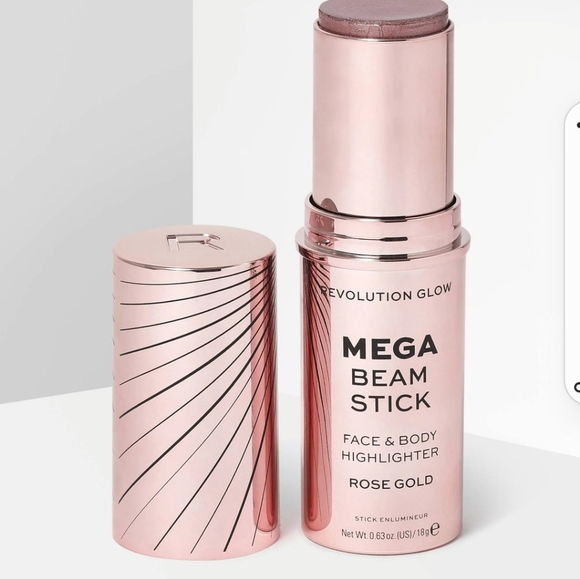 Revolution Other - Revolution Mega Beam Stick Highlighter - Rose Gold (sealed)